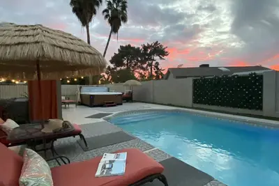 Image de Hillery House. A boutique-unique, home sweet home. Monthly +  now available!