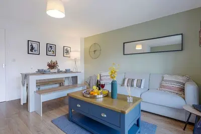 Image de 🌟Broughton House with Parking, Garden & Smart Tv🌟