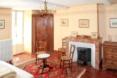 Image de Homerez - Maison familiale chaleureuse à Augirein avec grand jardin.