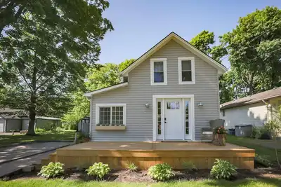 Wit's End Cottage in Crystal Beach