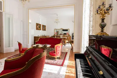 Image de \"Le Rose di Nonna Maria\", luxury apartment in the city center