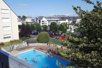 Image de Appartement refait neuf tout confort - Plein centre St-Cast - piscine chauffée