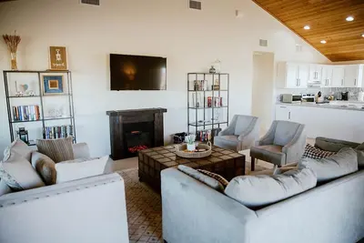 Image de The \"Wine Down\" Lodge