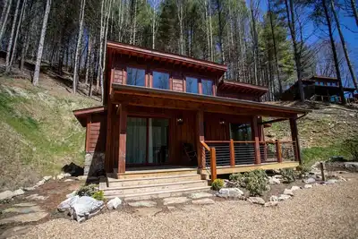 Image de Hook, Wine, and Sinker - pet friendly Fish Camp home with Eagles Nest amenities