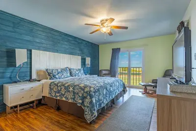 Image de Enjoy Sun, Sand And Fun Memories! Steps From The Beach With Everything You Need!