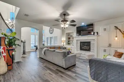 Image de Sweet Escape Homes: Great for Large Families - Beautifully Remodeled