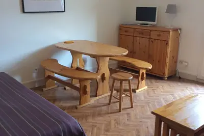 Image de Studio lumineux avec balcon wifi pour 2\/4 personnes plein centre