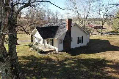 Image de Discover Cherohala Skyway in just 6 mins! Cozy 3-bedroom retreat awaits.