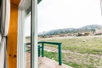 Image de Sleeps 6 - Historic Hotel in Centennial