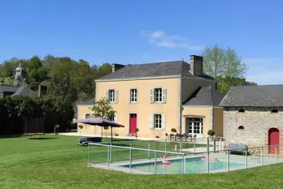 Image de Maison de famille 10 pers \/ Piscine\/ Services +\/ All inclusive.
