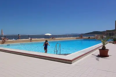 Image de Appartement Vue Mer Et Plage - Le Port De Bormes