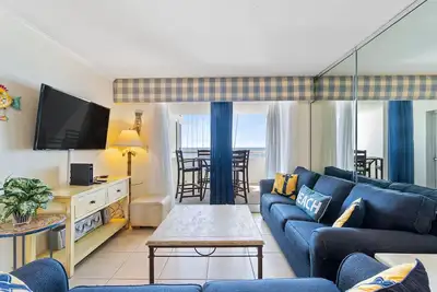 Image de Perdido Sun 408: Beachfront | In-Unit Laundry | Indoor and Outdoor Pools
