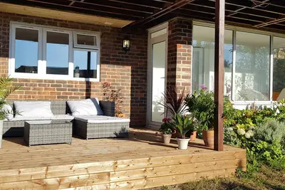 Image de Private Brand New Coastal Garden Flat