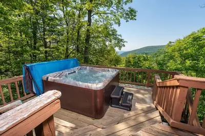 Image de Misty Mountain Cabin w/spa
