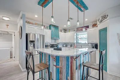 Image de General's Quarters - A 4 bedroom 2 bath home that sleeps 8.