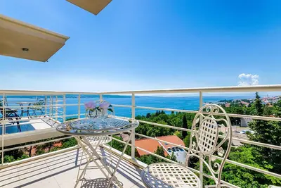 Appartement de vacances avec balcon et climatisation