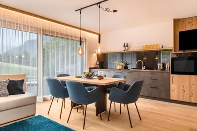 Image de Appartement \"Siela\" avec vue sur les montagnes, Wi-Fi, terrasse et jardin