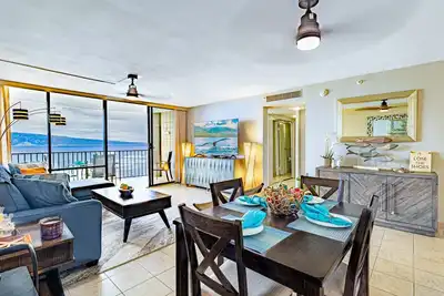 Image de Oceanfront at Valley Isle|2br/2ba|Panoramic Views|A/C|Steps to Beach|Sleeps 4