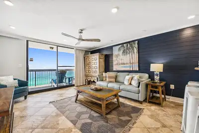 Image de Sundestin 1208 - Beachfront, Pool, Hot Tub and Fun in the Sun, Free Activities