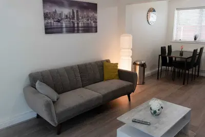Image de Stunning Serene 2 bedroom apartment + free parking