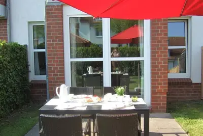Image de Holiday apartment \"OstseeglĂĽck\" - Apartment, shower and bath, toilet, 2 bedrooms