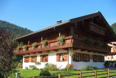 Image de Haus Hager - Ferienwohnung im Dachgeschoss mit Südbalkon
