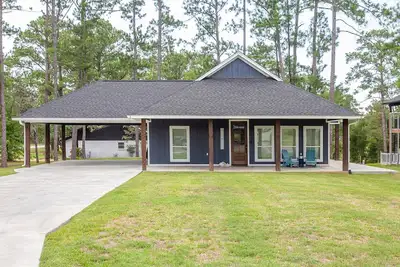 Image de Cozy bunk house minutes from boat ramp