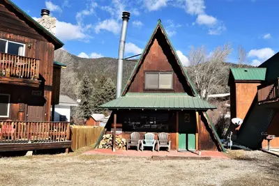 Image de Cj A-Frame 2 - In Town - Ski In/Ski Out - On The River - Free WiFi - Cable