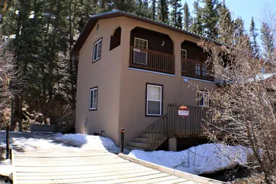 Image de Hacienda on Pioneer Creek - In Town - WiFi - Cable - Washer/Dryer - Gas Fireplac