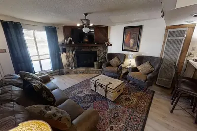 Image de Grandview 2 - In Town - Satellite - Washer/Dryer - Wood Burning Fireplace