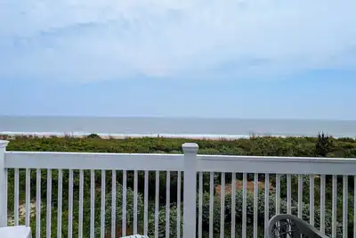 Image de Oceanfront 4br Duplex in Bethany Beach – Panoramic Views & Private Beach Access