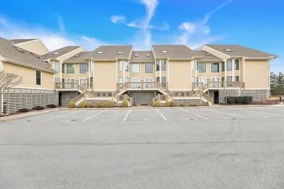 Image de Oceanfront 4br + Den Townhome with Stunning Views – North Fenwick Island