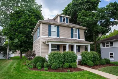 Image de Harter Heights 5 Bedroom/ 5. 5 bathroom Home walking distance to Notre Dame