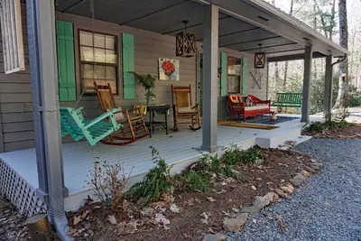 Image de Quiet Designer Cabin in the Woods with Hot Tub
