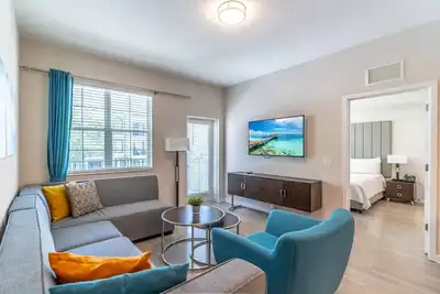 Image de Modern Vista Cay Condo | Steps from Epic Universe | Pet-Friendly | Sleeps 6