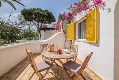 Image de Maison de vacances Casa 012 avec Wi-Fi, balcon, jardin et piscine
