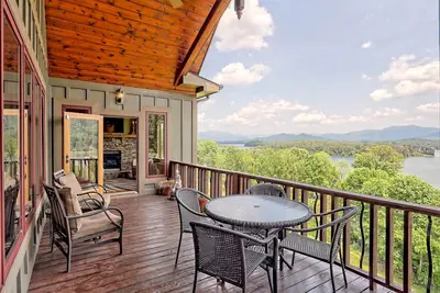 Image de Luxurious Sanctuary Summit W/ Superior Views