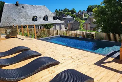 Image de Gîte haut de gamme en Haute Corrèze avec piscine chauffée.