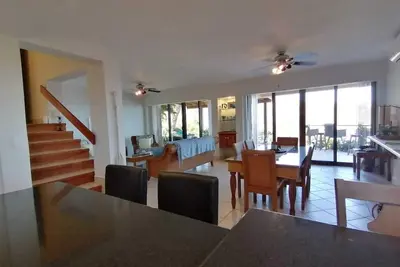 Image de Ocean Front 3br House - Enchanting Location