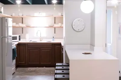 Image de Modern Themed 3 Bedroom Apartment with-in Walking Distance of Downtown Jc