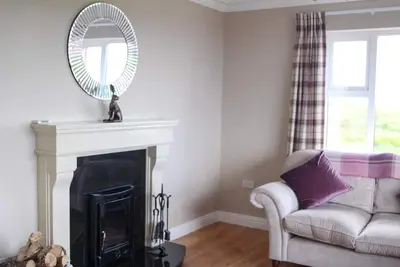 Image de Atlantic Rose Cottage - a bungalow that sleeps 5 guests in 3 bedrooms