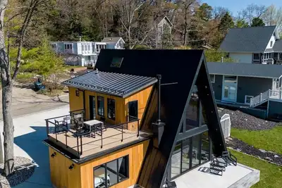 Image de Saugatuck Harbor Luxury A-Frame, View of Downtown