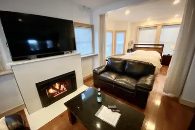 Image de \/Fire Place Bungalow\\ 1917 Suny Eagle Hill 6Beds 2Baths