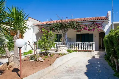 Image de Casa Spiaggia Bianca | outdoor area, centre, a/c