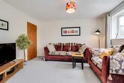 Image de Modern 2 Bedroom Apartment in popular Jericho! ! !