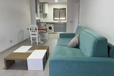 Image de Appartement climatiser proche de la page, 4 Pax, WiFi, Parkin Privée, Nar8