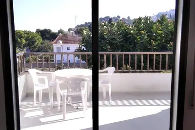 Image de Appartement climatiser proche de la page, wifi, parking privée. 4 Pax, Nar5