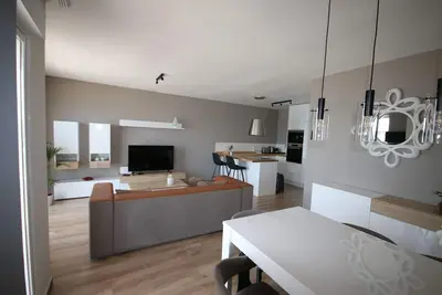 Image de First Line Apartment Lo Pagan