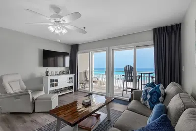 Image de Remodeled! BeachFront, Bch Service, Pool, wifi, Kitchen, grill
