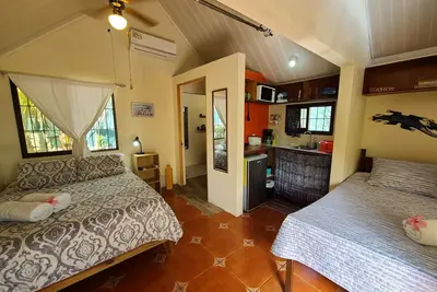 Long-term Jaco Beach Wi-Fi, Private Bungalow, pool, Ac
